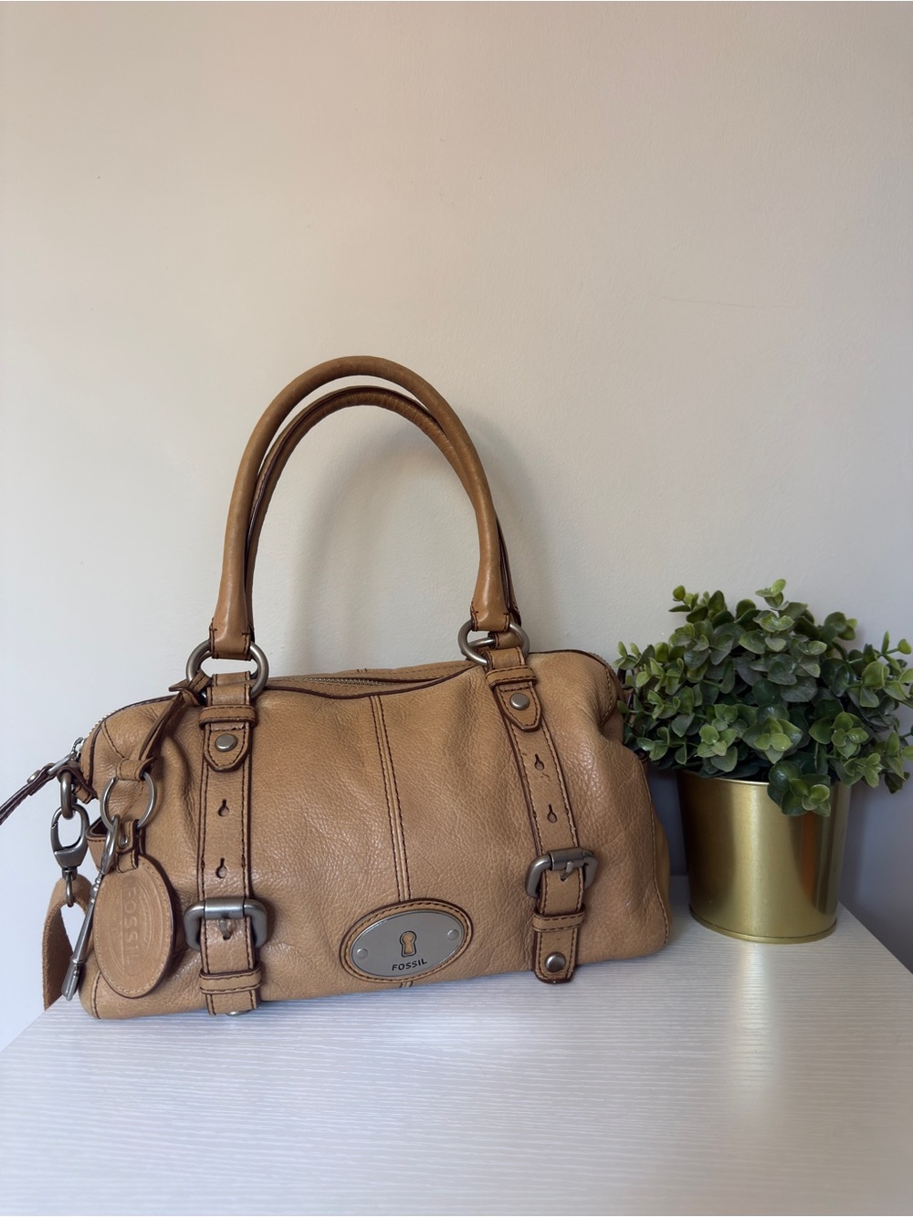Fossil Maddox Vintage Leather Satchel – Tan/Camel